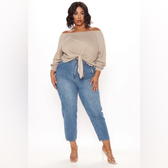 NWT Fashion Nova Too Blessed To Stress Cropped Sweatshirt XL - Picture 2 of 12